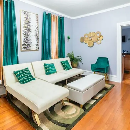 The Tremont Emerald - By Christmas Story House - Historic Charm & Modern Comfort Near Downtown With Parking, 300Mb Wifi & Self Check-In Cleveland Exterior photo